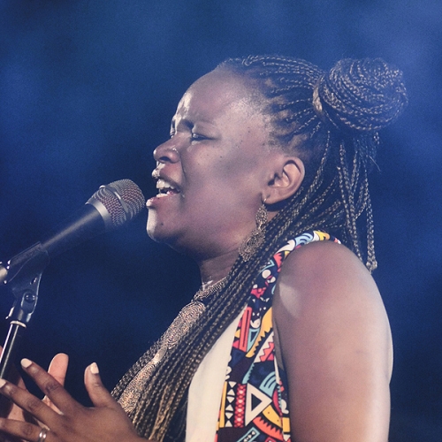 2022 - Selma Uamusse (Mozambique ) © Mic Dax